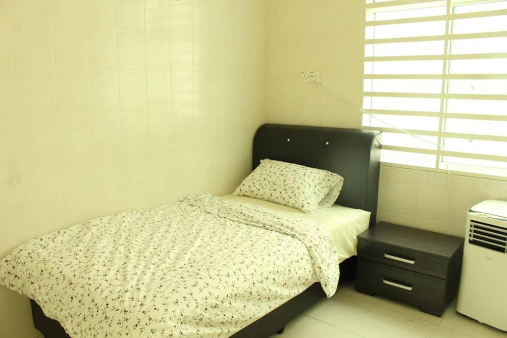 New Seaview Cozy Modern Beach House Tanjung Bungah  Exterior photo