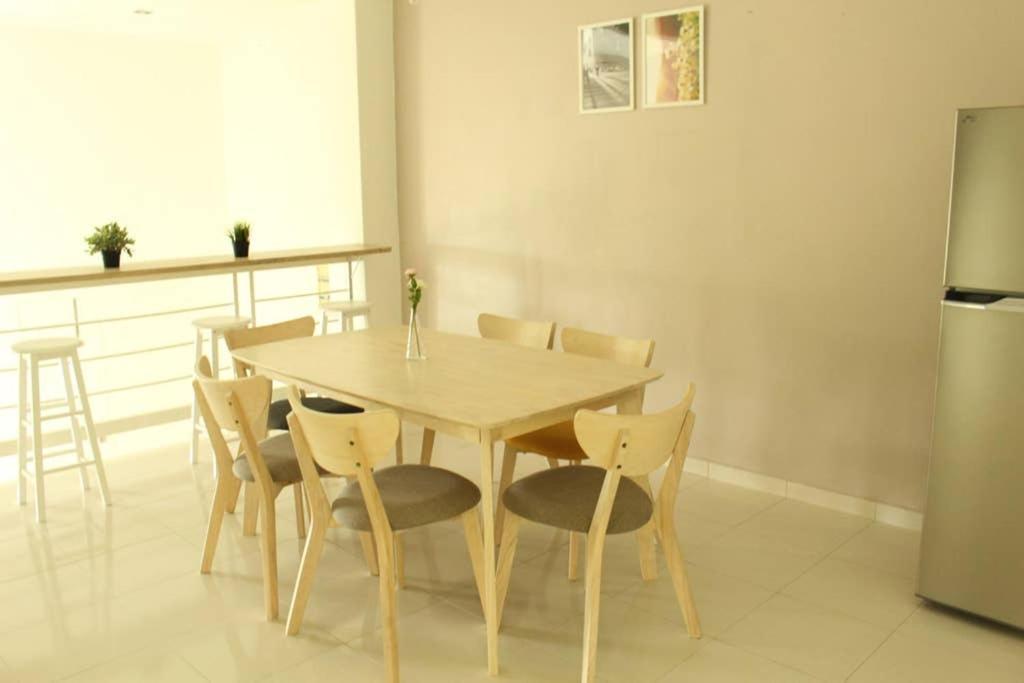 New Seaview Cozy Modern Beach House Tanjung Bungah  Exterior photo